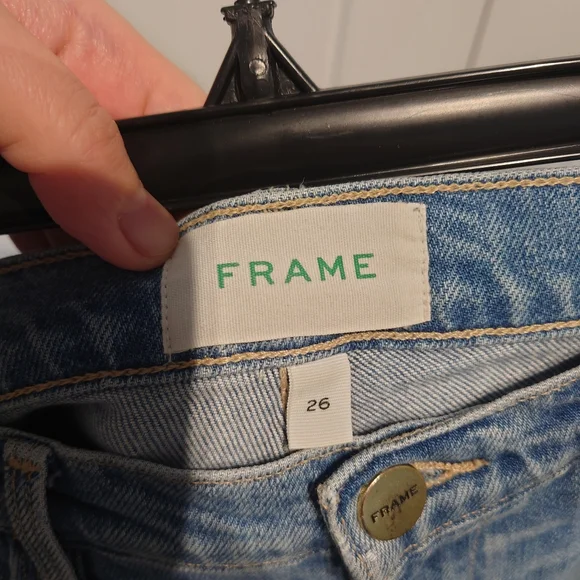 FRAME Le High Straight Jean